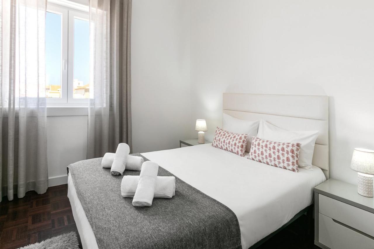 Casa Da Marginal Apartment Пениш Екстериор снимка